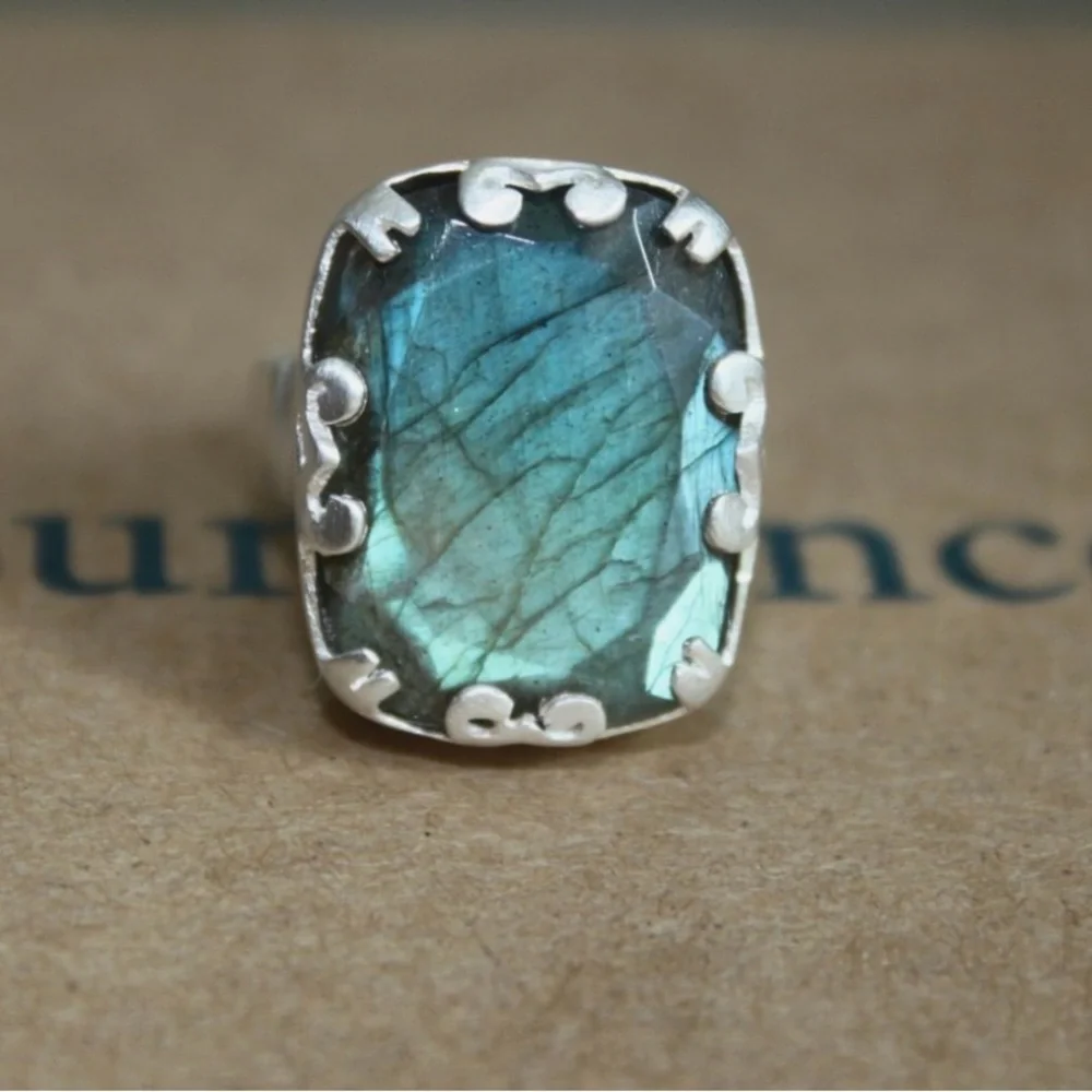 SUNDANCE Brushed Sterling Silver 925 Bezel Bold Love of Labradorite Ring Sz 7